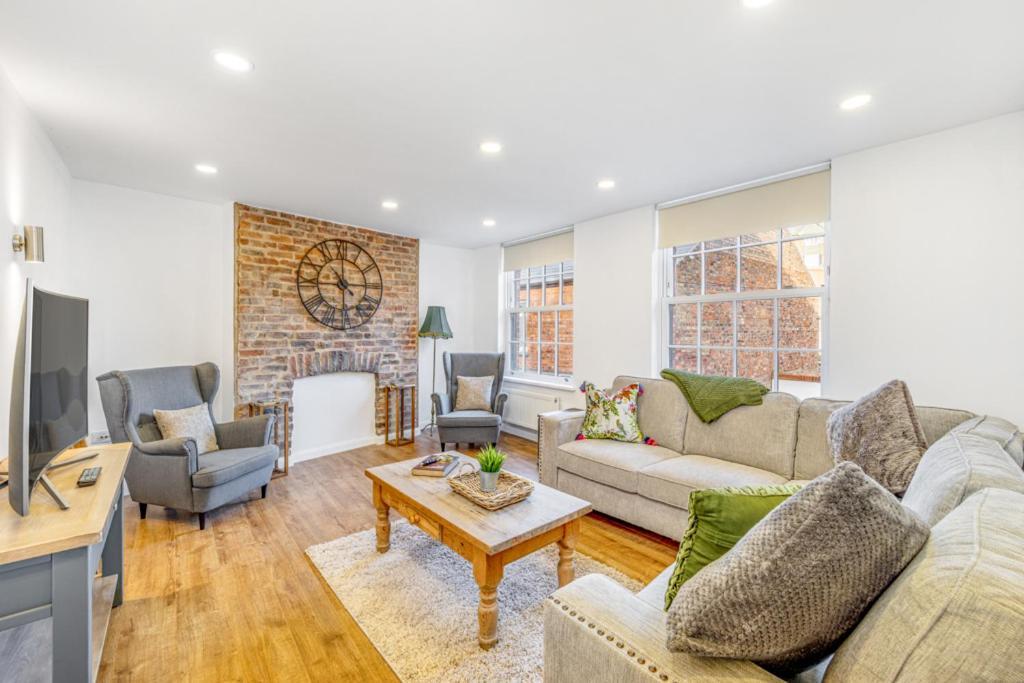The Rooftops Apartment